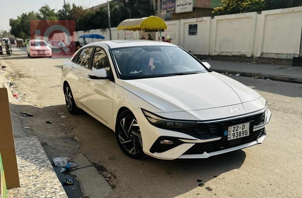 هیوندای ئەلەنترا